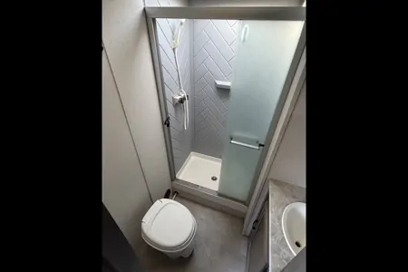 Coachmen Apex Ultra-Lite 293RLDS Travel Trailer