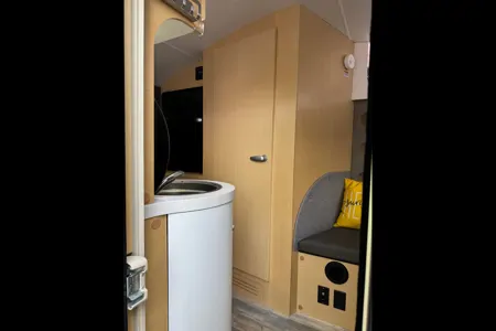 My Tabby 400 - Happy Travel Trailer