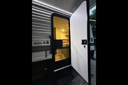 Nicole's Keystone Hideout Travel Trailer