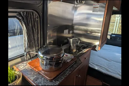 ---> 2019 Roadtrek Simplicity SRT <---