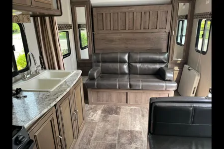 the 2pins Keystone passport ultra lite Travel Trailer