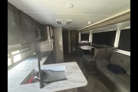 Jon's Forest River 273QBXL Travel Trailer
