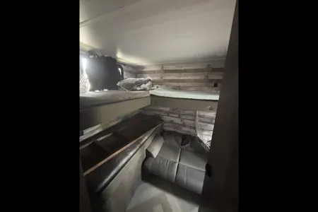 Jon's Forest River 273QBXL Travel Trailer