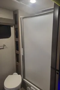 Spacious Couples RV – Delivered, Setup & Stocked