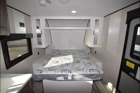 Tara's Starcraft Autumn Ridge 182RB Travel Trailer