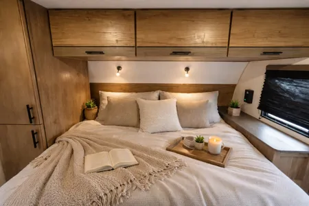 *BRAND NEW* Sleeps 8 | Luxury Family RV | Delivery