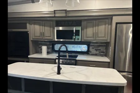 Lisa's Keystone Montana 3781RL Fifth Wheel