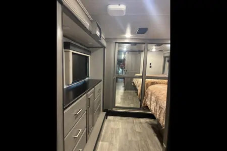 Lisa's Keystone Montana 3781RL Fifth Wheel
