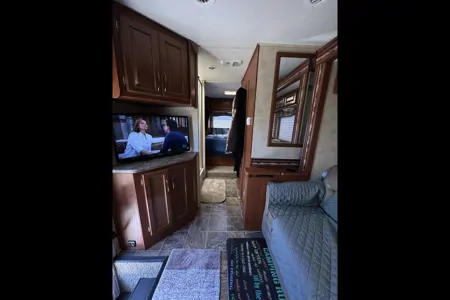 Ryker's Thor Motor Coach Four Winds 2013
