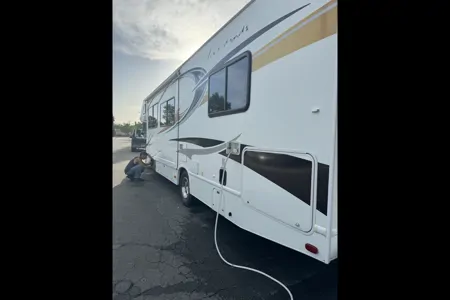 Ryker's Thor Motor Coach Four Winds 2013