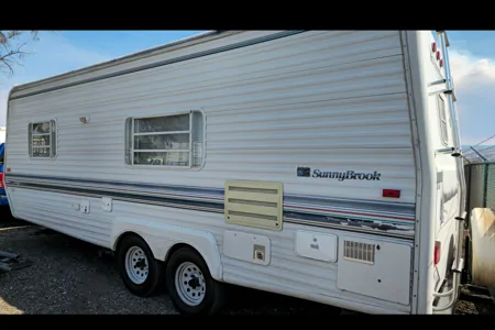 The hassel free Sunnybrook camper