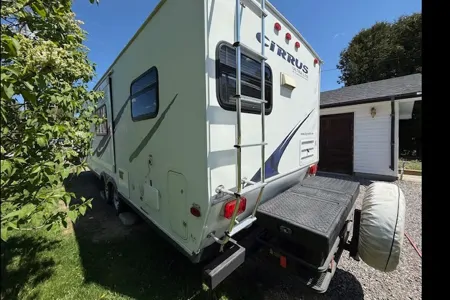 Pilgrim International Cirrus Ultra Lite 25 CRK Travel Trailer