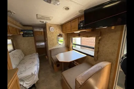 Pilgrim International Cirrus Ultra Lite 25 CRK Travel Trailer