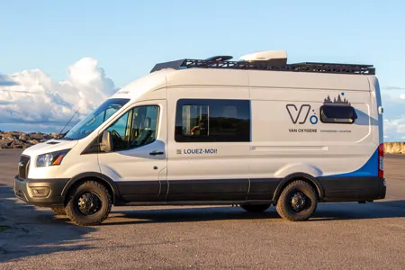 Van Oxygène - Ford Transit 2022 - AWD High Roof Extended Length 22 pi - Classe B