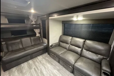 Cysneiros Grand Design Transcend  Xplor series M-265BH Travel Trailer