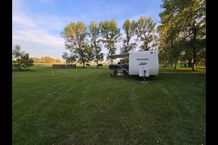 Colin's Mckenzie 28SKS TT Travel Trailer