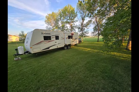 Colin's Mckenzie 28SKS TT Travel Trailer
