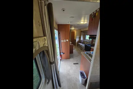 Colin's Mckenzie 28SKS TT Travel Trailer