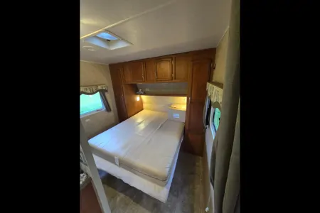 Colin's Mckenzie 28SKS TT Travel Trailer