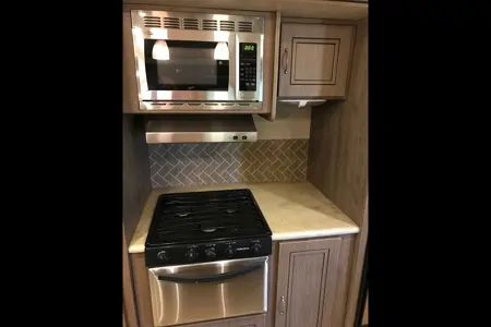 Dave's Enterra E31QIB 2014 Travel Trailer