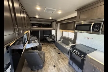 Raymond's Forest River Sandstorm 282SLR Toy Hauler