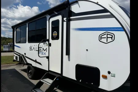 Stanley's Forest River Platinum Salem FSX Travel Trailer