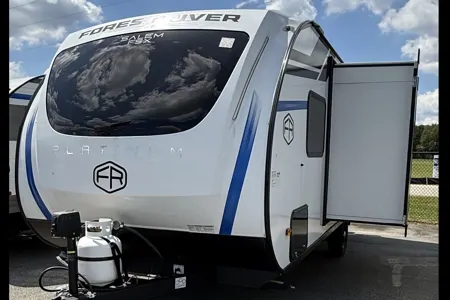 Stanley's Forest River Platinum Salem FSX Travel Trailer