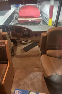 Ken's Winnebago 26p class A