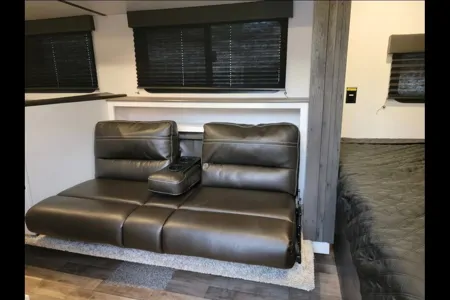 N&S Keystone 186ss Travel Trailer