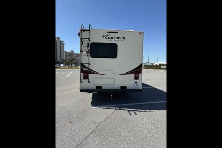 Coachman Freelander Class C