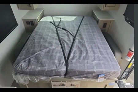 zeus's Forest River FOREST RIVER FLAGSTAFF E-PRO 19FD Travel Trailer