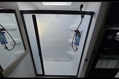 zeus's Forest River FOREST RIVER FLAGSTAFF E-PRO 19FD Travel Trailer