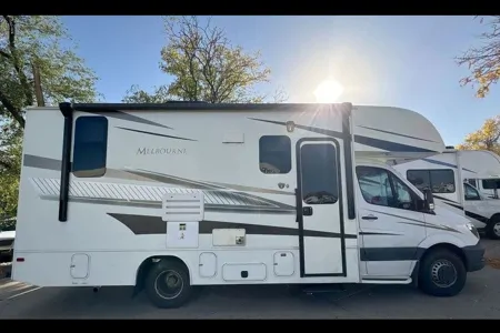 Mercedes Sprinter, Jayco Melbourne
