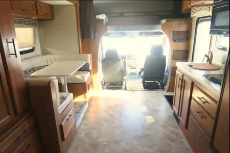 Mercedes Sprinter, Jayco Melbourne