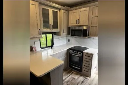 Keystone Montana High County 281CK Fifth Wheel