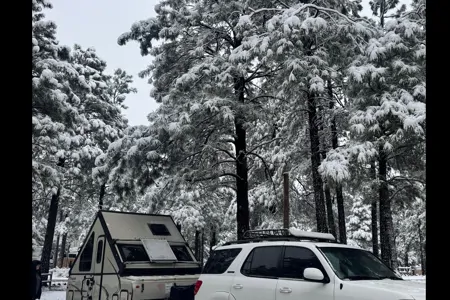 Jose's FLAGSTAFF CLASSIC Folding Camping Trailer
