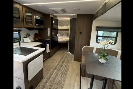 2026 Wildcat, Bunkhouse, Sleeps 8-10, Pet Friendly, (Delivery Only)