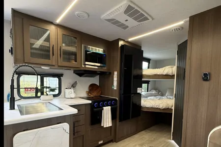 2026 Wildcat, Bunkhouse, Sleeps 8-10, Pet Friendly, (Delivery Only)