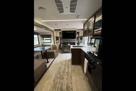 2026 Wildcat, Bunkhouse, Sleeps 8-10, Pet Friendly, (Delivery Only)