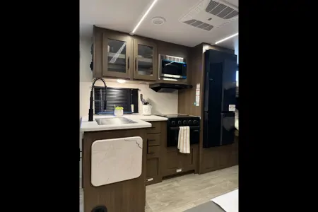 2026 Wildcat, Bunkhouse, Sleeps 8, $500 Deposit, Bed Linens included