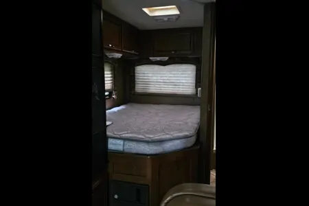 Thor Motor Coach Four Winds Classe C _ 2015