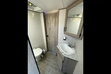 Delivery Forest River Alpha Wolf 29QB-L Travel Trailer