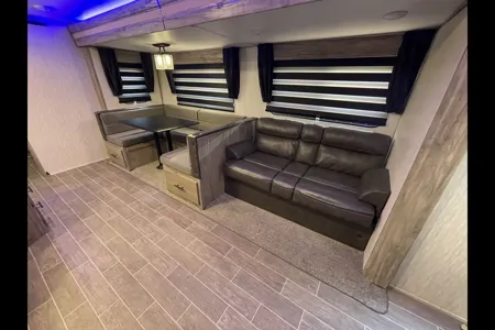 Delivery Forest River Alpha Wolf 29QB-L Travel Trailer