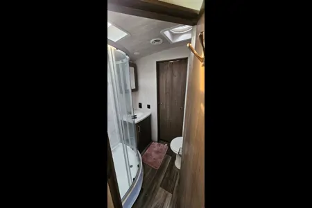 Larry's Keystone cougar Travel Trailer