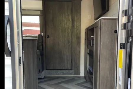 Forest River Wildwood 240bhxl Travel Trailer