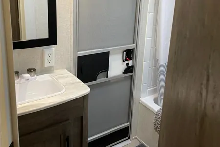 Forest River Wildwood 240bhxl Travel Trailer