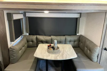 Forest River Wildwood 240bhxl Travel Trailer