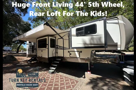 378-FL Front living home with kids loft bedroom and large living room(DELIVERY ONLY) FULLY stocked & turnkey ready