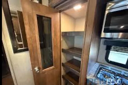 Milan & Jen’s Grand Design Reflection 28BH Fifth Wheel