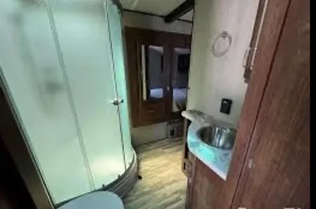 Milan & Jen’s Grand Design Reflection 28BH Fifth Wheel